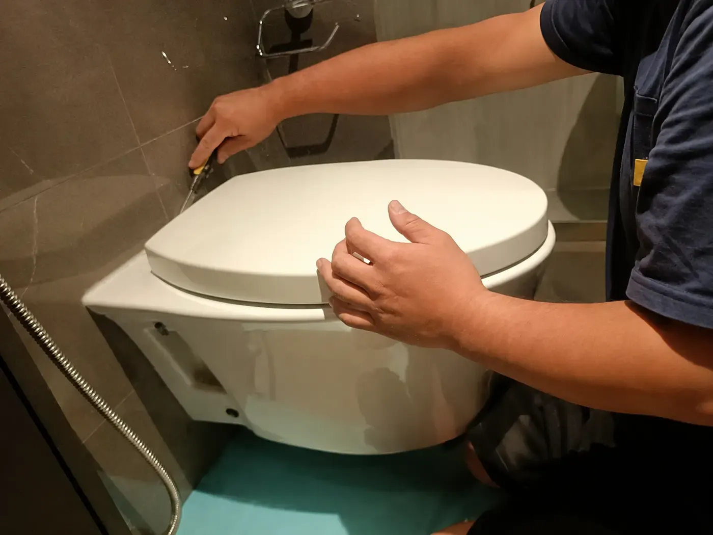 Kitchen tap replacement and installation in Singapore